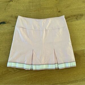 Golftini Golfing Light Pink Pleated Skirt with Contrast Hem, internal shorts